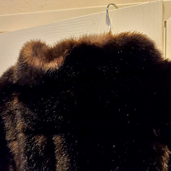 UNISEX Elegant French Designer Tissavel Brown Faux Fur Mink Coat! - Picture 9 of 11